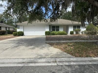 4474 Caicos Dr., Tavares, FL 32778