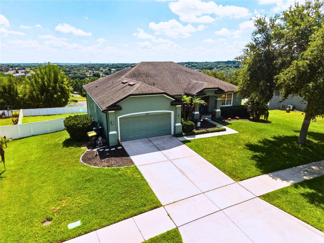 1852 Sanderling Dr., Clermont, FL 34711