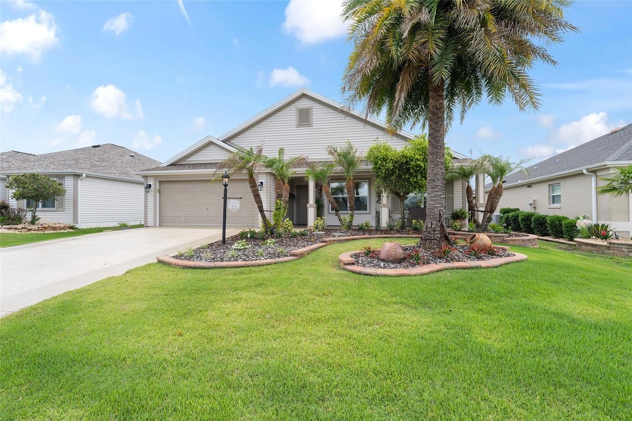 387 Harlow Ln., The Villages, FL 32163