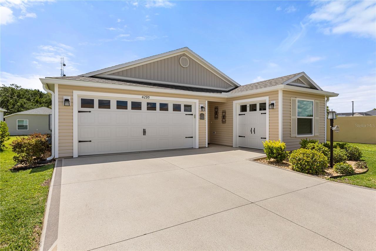 4295 Fredda Ter., The Villages, FL 32163