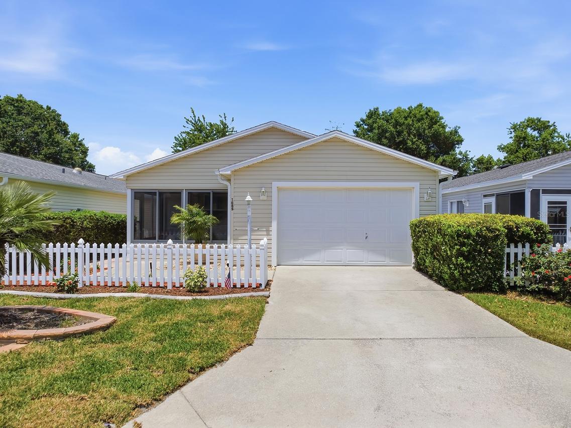 1685 Campos Dr., The Villages, FL 32162