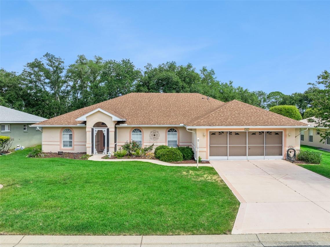 5825 Princess Caroline Pl., Leesburg, FL 34748