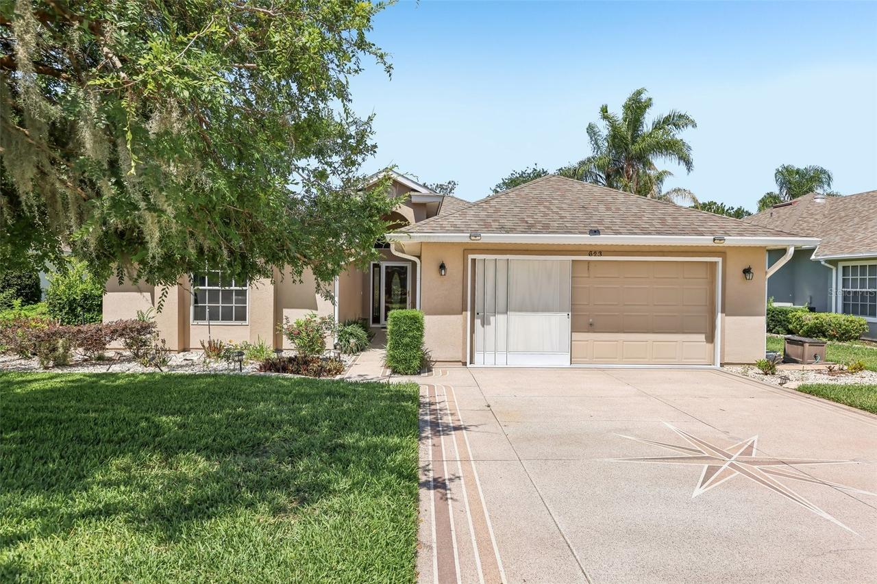 623 Juniper Way, Tavares, FL 32778