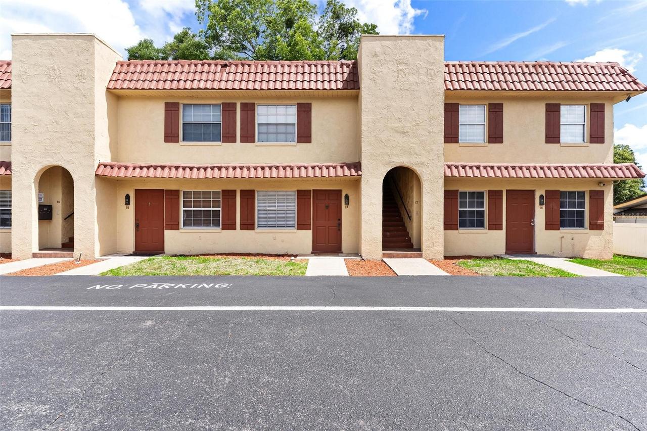 1112 W Main St. #C4, Leesburg, FL 34748