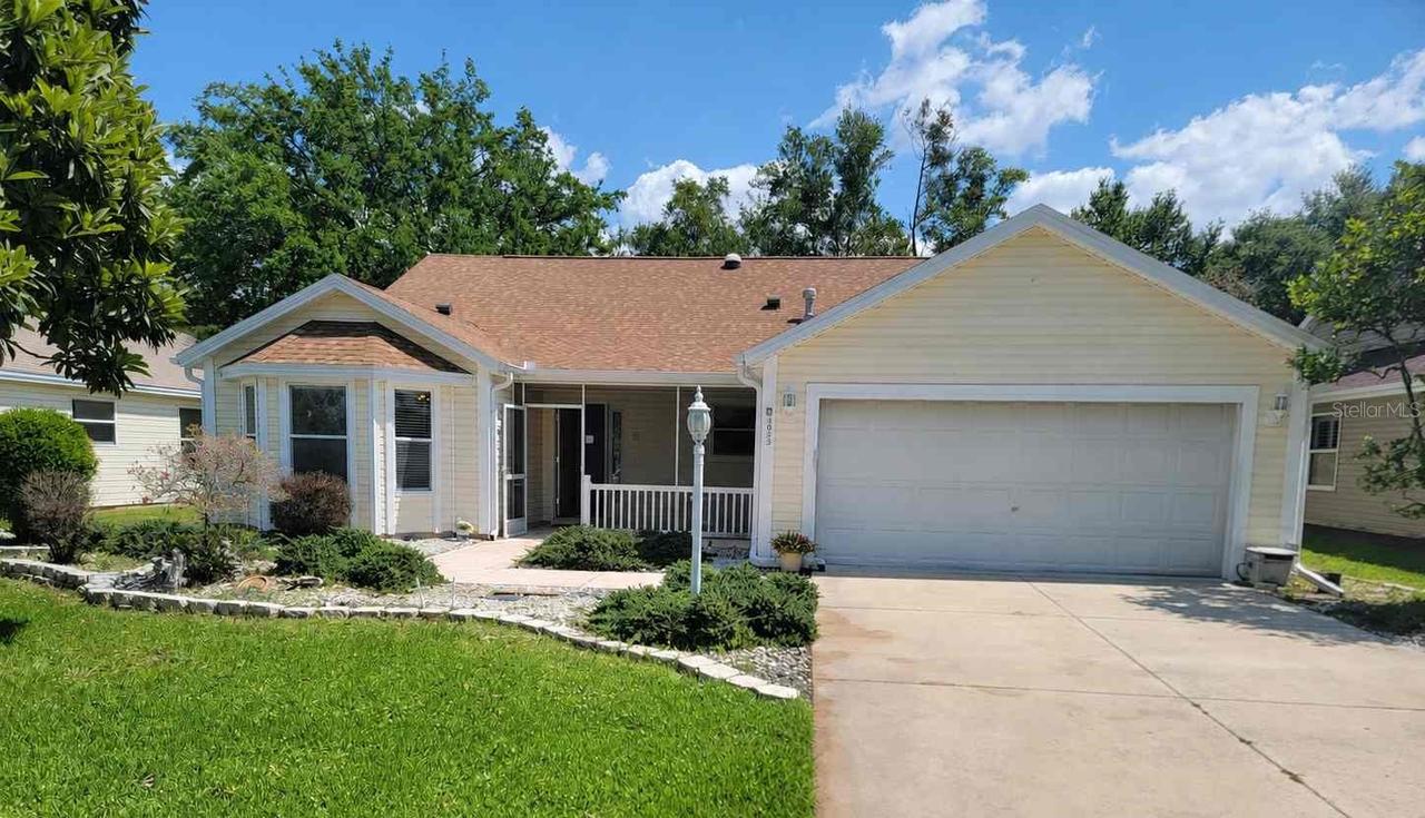 1033 Oak Forest Dr., The Villages, FL 32162