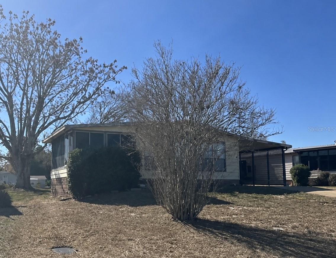 1114 Lintz Ln., Lady Lake, FL 32159