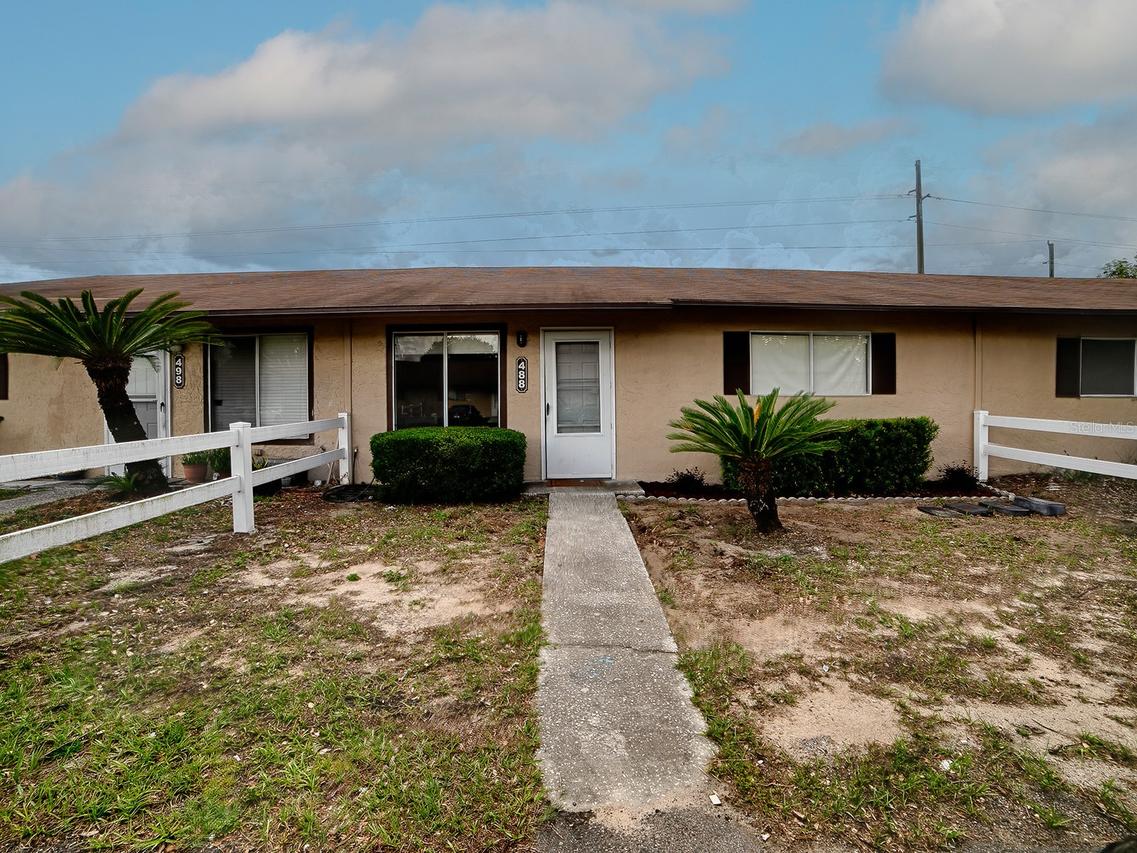 488 W Rosewood Ln., Tavares, FL 32778