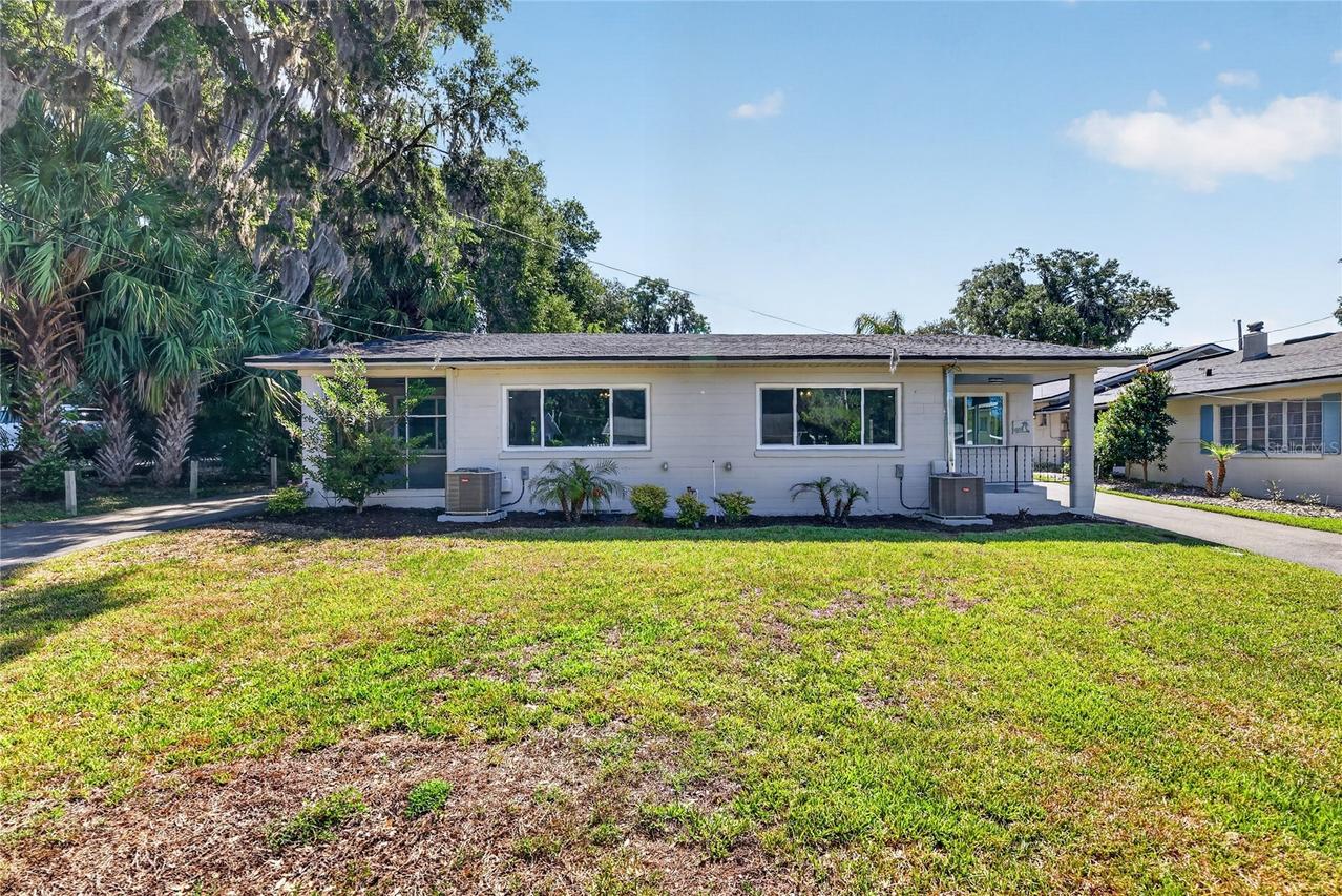 1012 N Baker St., Mount Dora, FL 32757