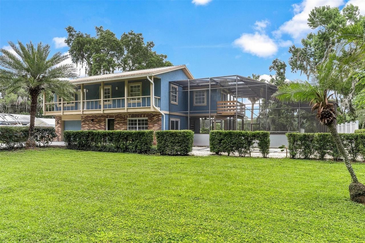 1008 Monterey Dr., Leesburg, FL 34748