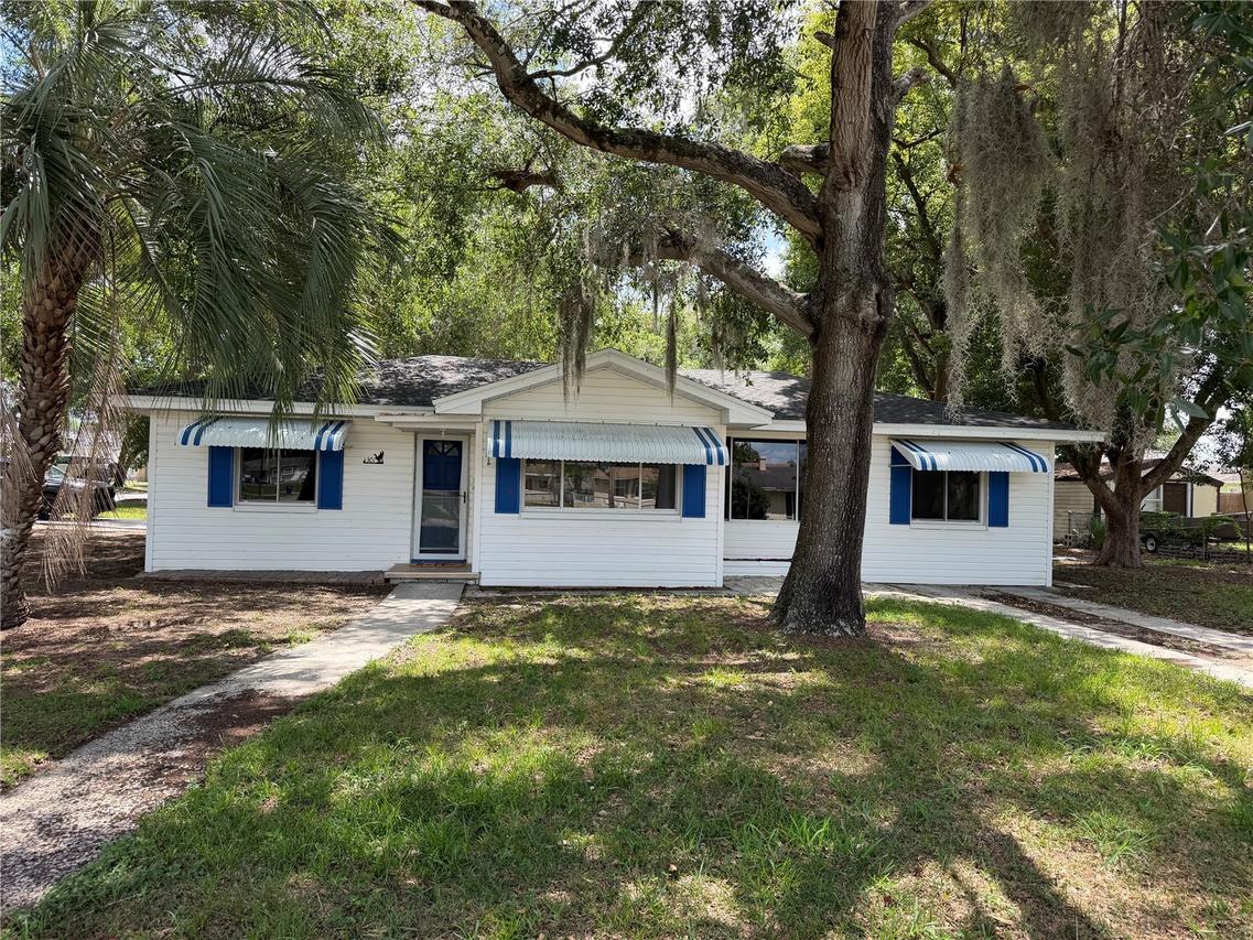 301 S Seminole Ave., Minneola, FL 34715