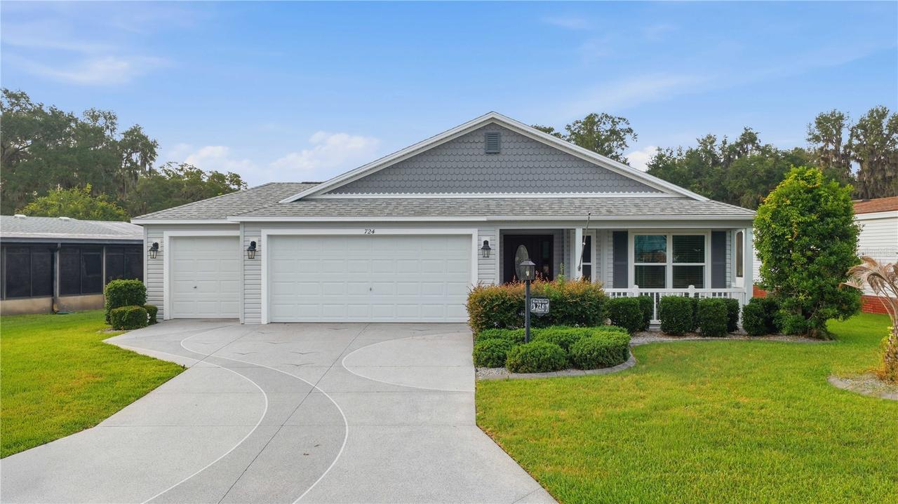 724 Orchid St., Lady Lake, FL 32159