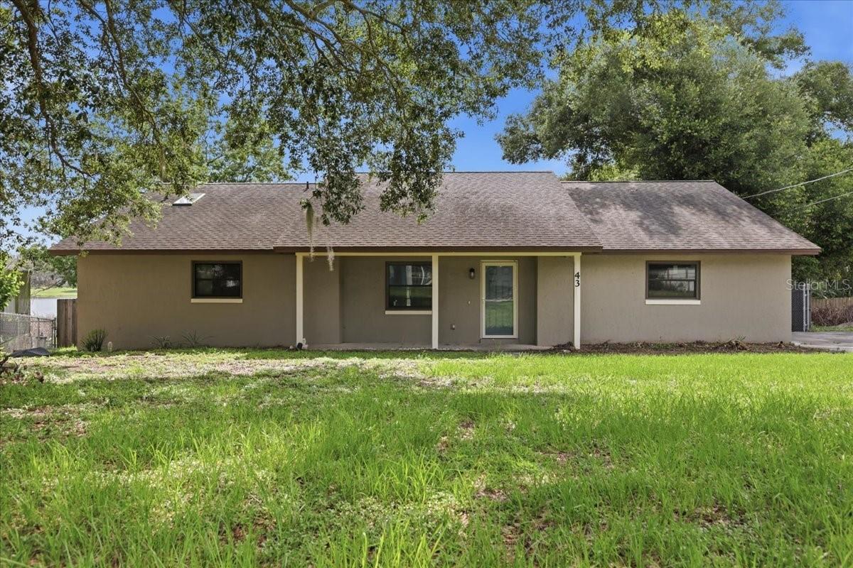 43 Lake Jackson Dr., Mascotte, FL 34753