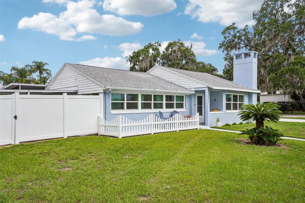1211 Morningside Dr., Mount Dora, FL 32757