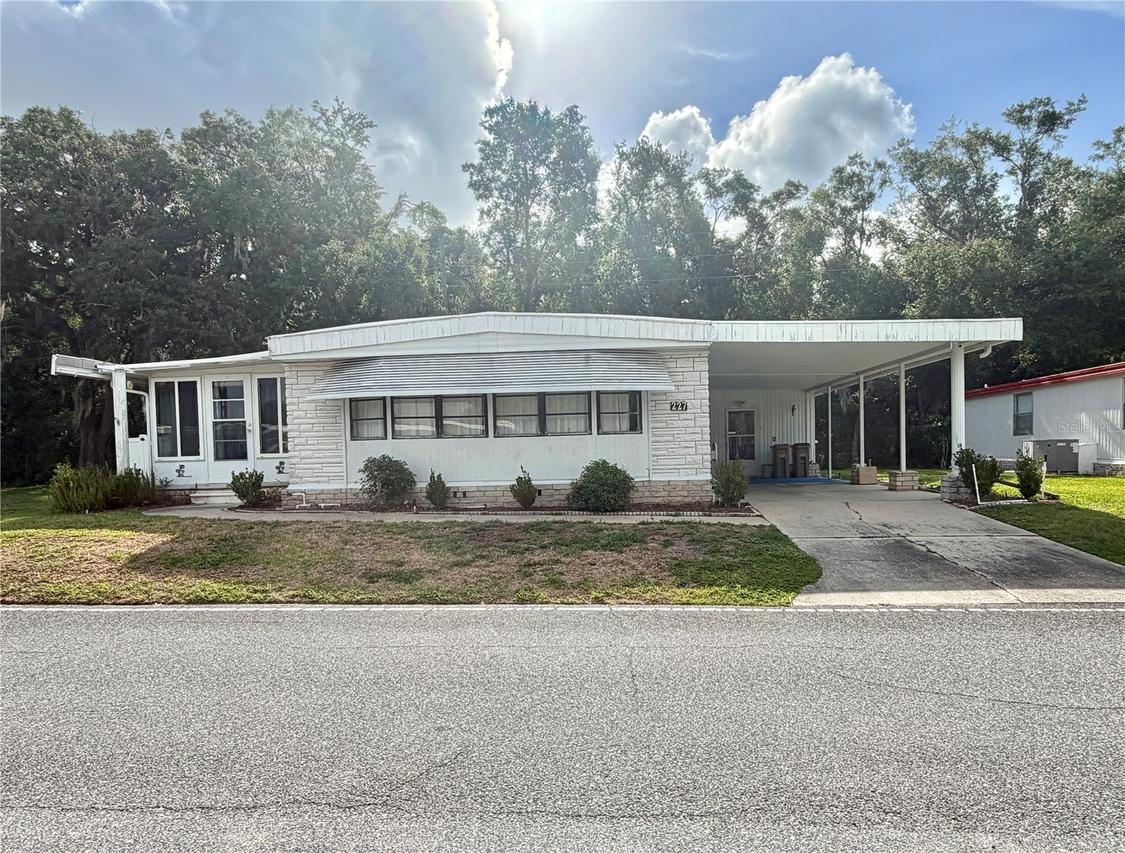 227 Aspen Cir., Leesburg, FL 34748