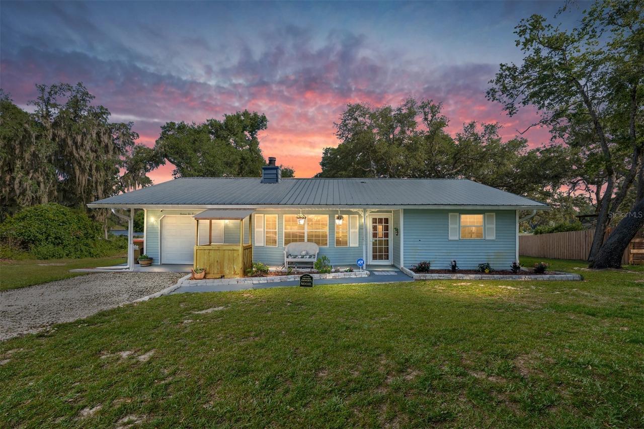 16684 SE 54th St., Ocklawaha, FL 32179