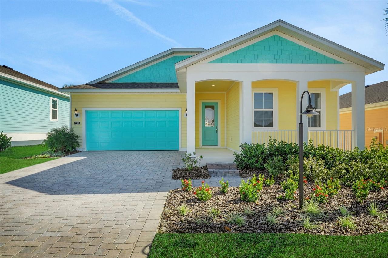 1025 Fiesta Key Cir., Lady Lake, FL 32159