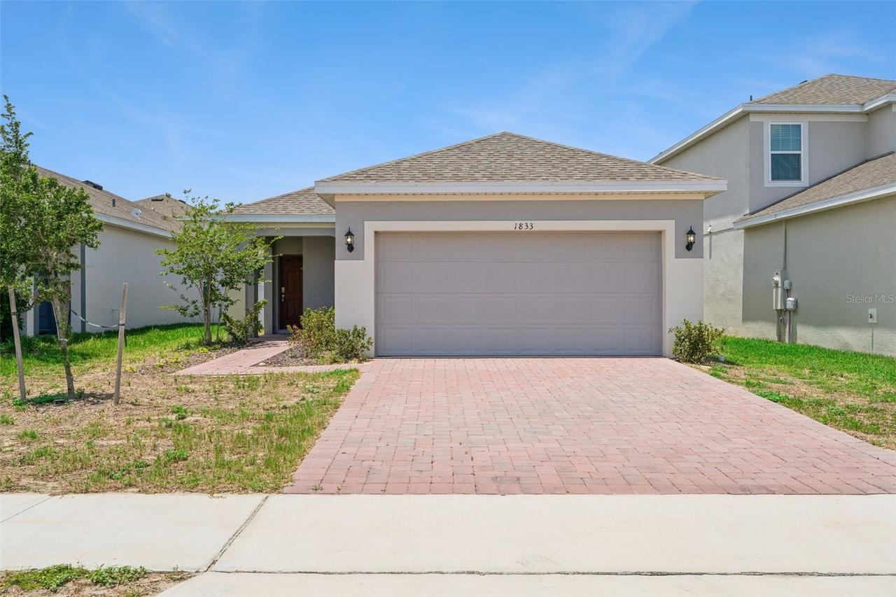 1833 Ross Hammock Ave., Groveland, FL 34736