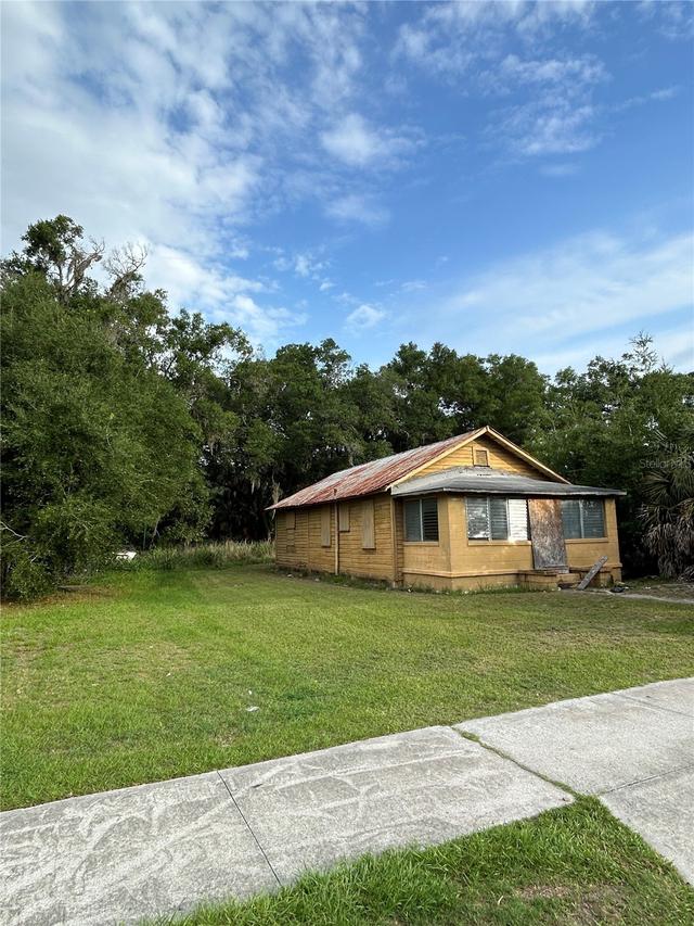 508 Palmetto St., Eustis, FL 32726