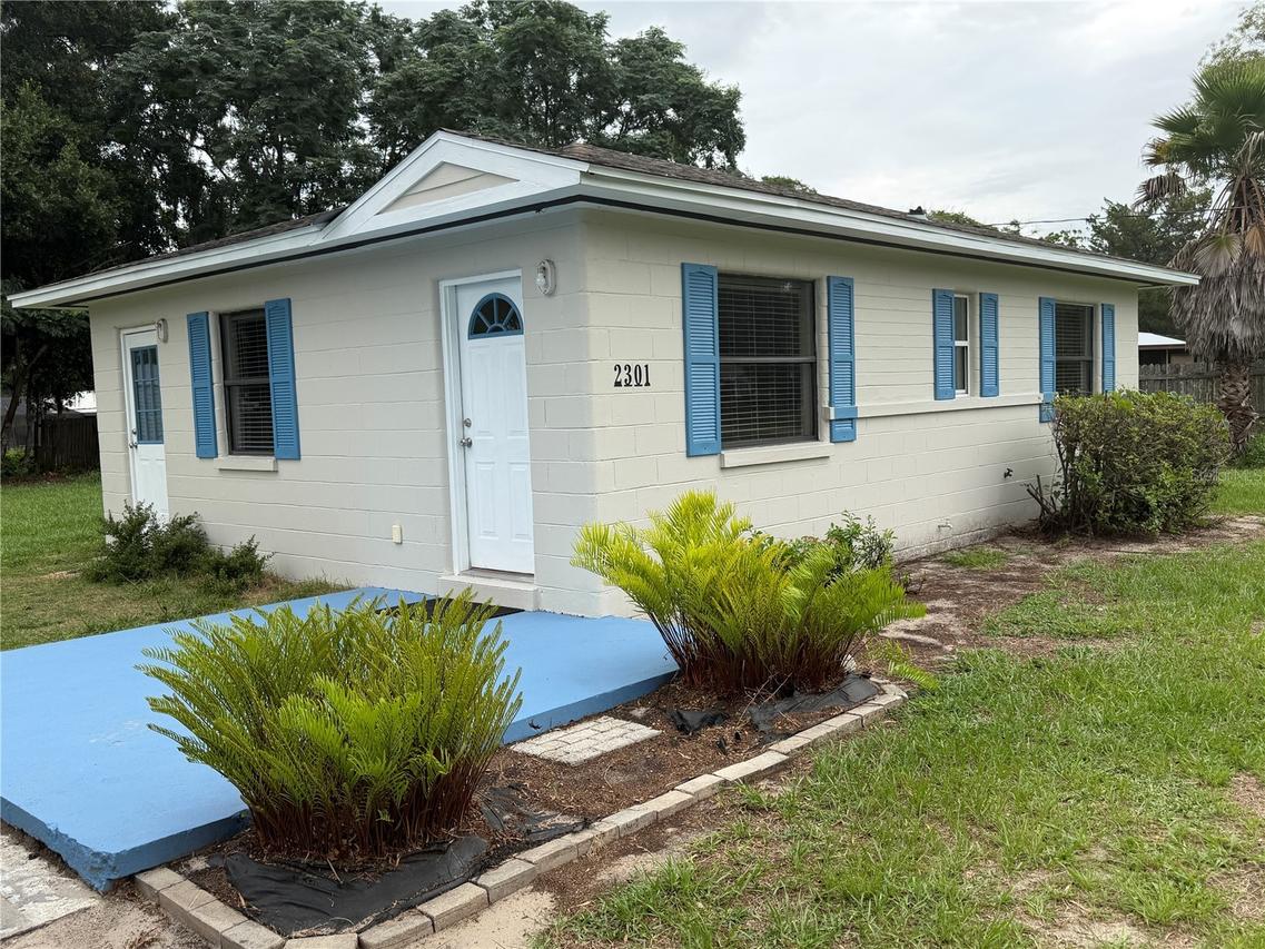 2301 E Warm Springs Ave., Coleman, FL 33521