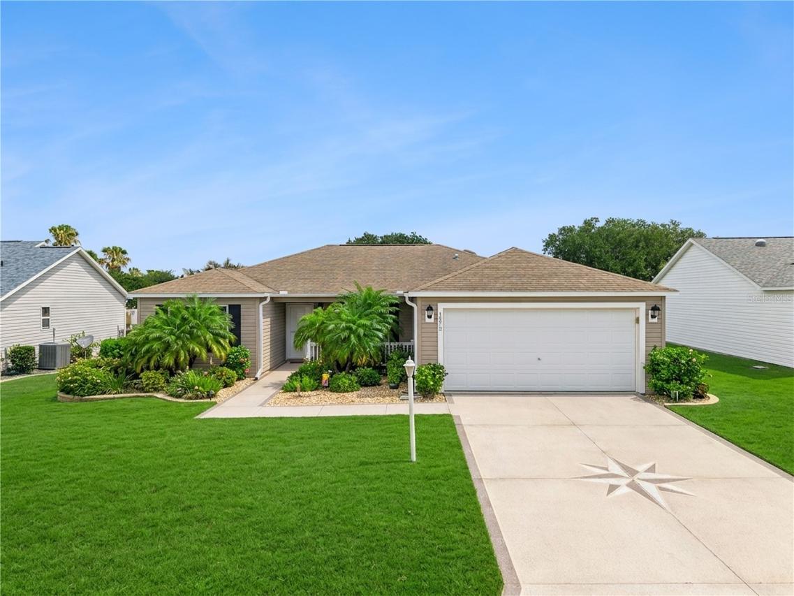 1575 Hollyberry Pl., The Villages, FL 32162