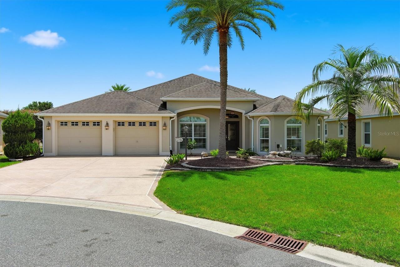 1328 Mockingbird Ln., The Villages, FL 32163