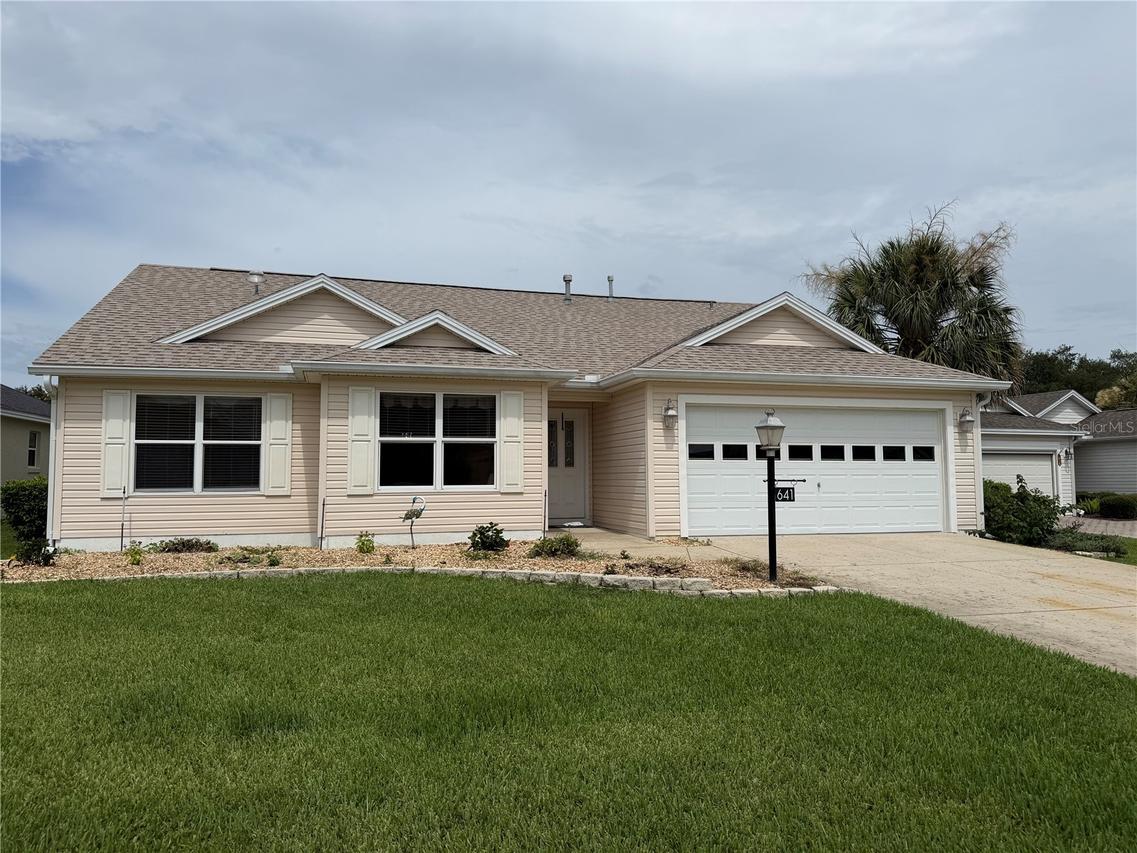 641 Stratford Ln., The Villages, FL 32162