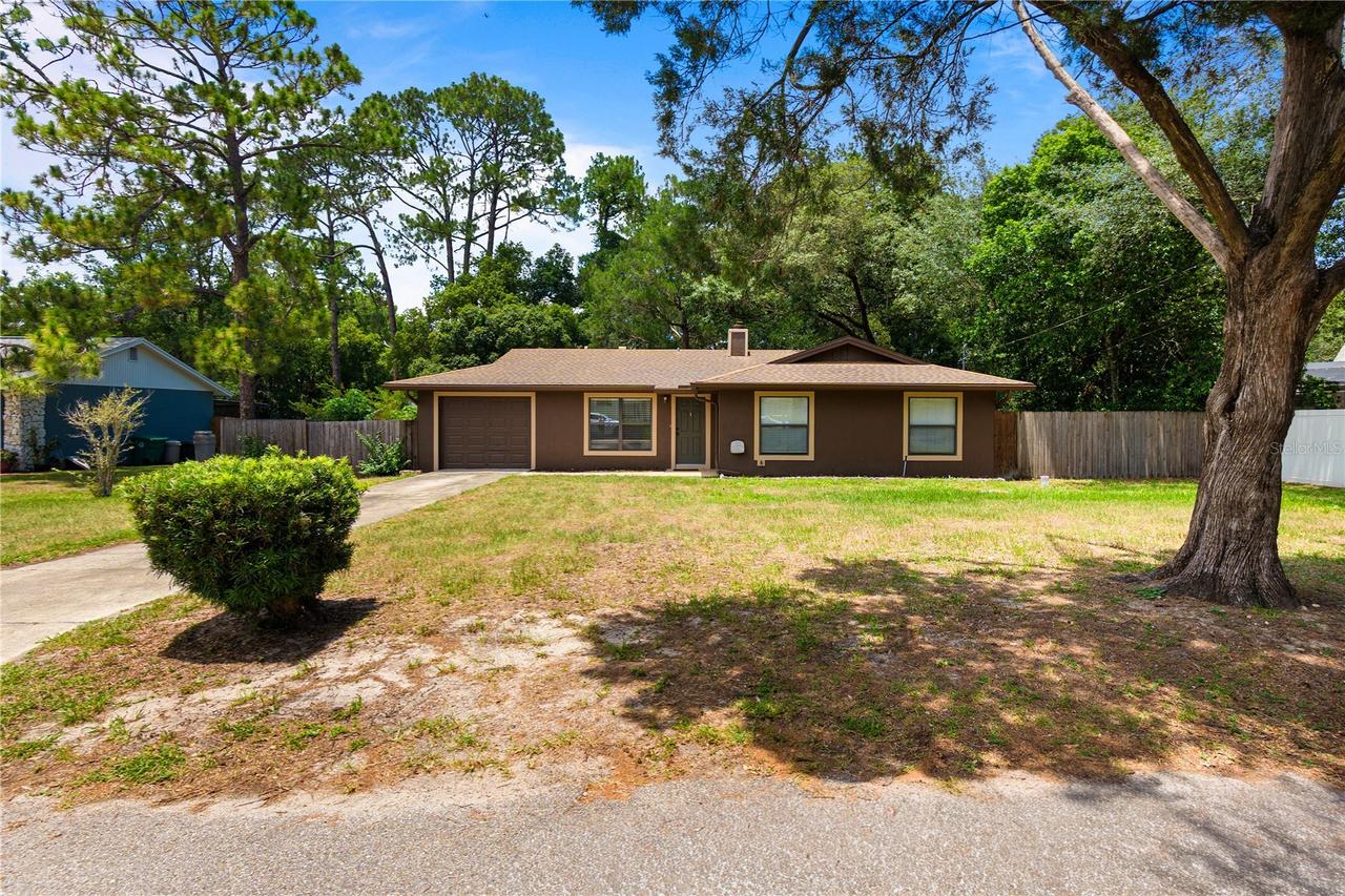 214 E Floyd Ave., Lake Mary, FL 32746