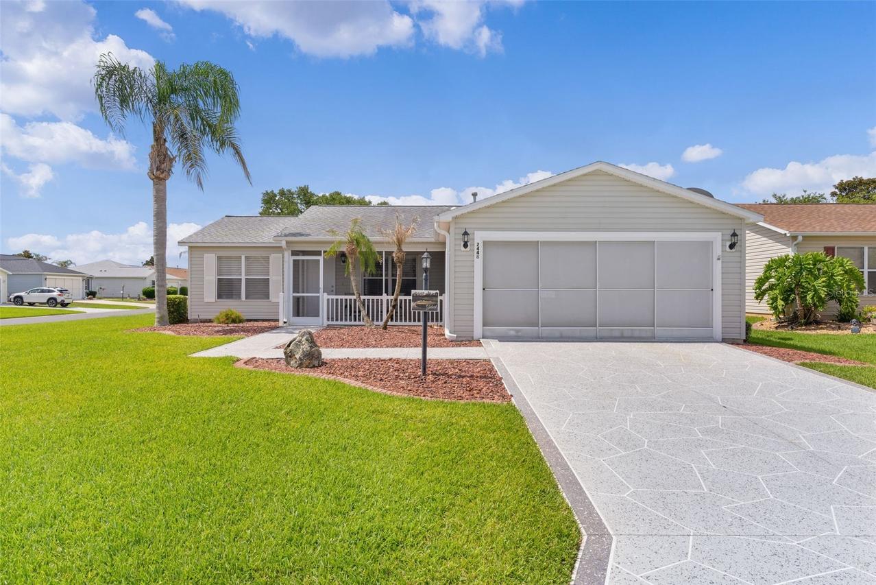 2448 Saluda St., The Villages, FL 32162