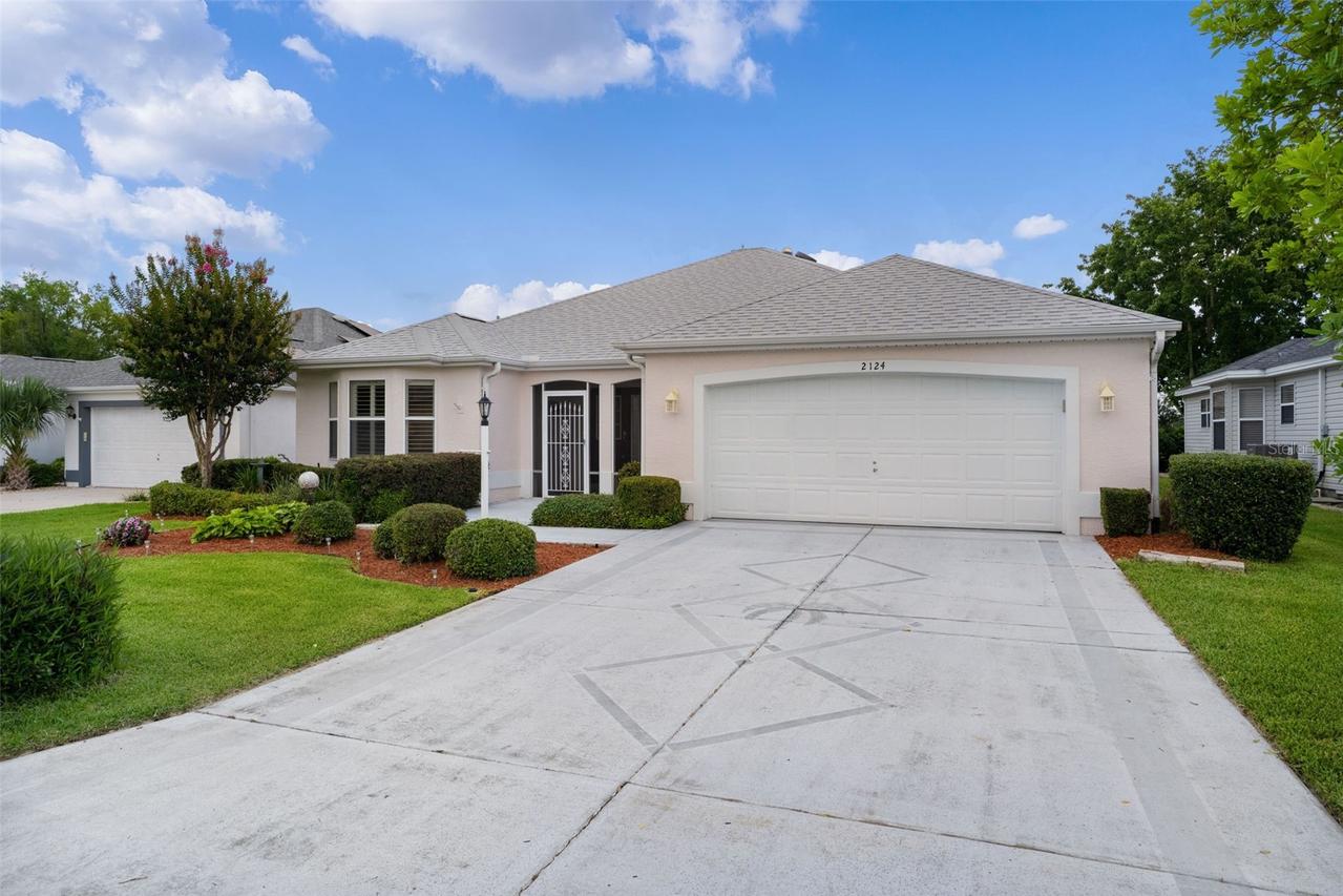2124 Barbosa Ct., The Villages, FL 32159