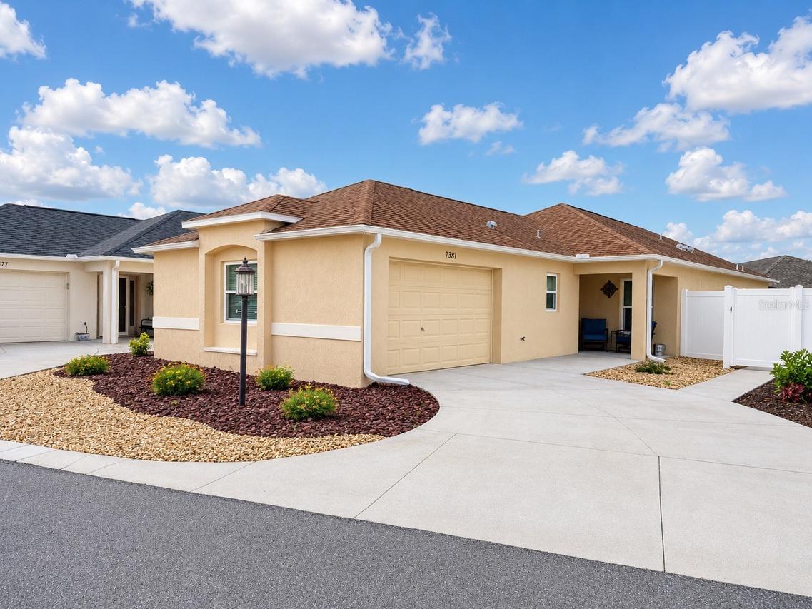 7381 SE 168th Mitzi St., The Villages, FL 32162