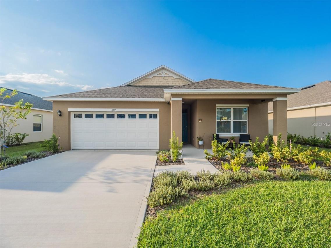 4885 Panga Ave., Mount Dora, FL 32757
