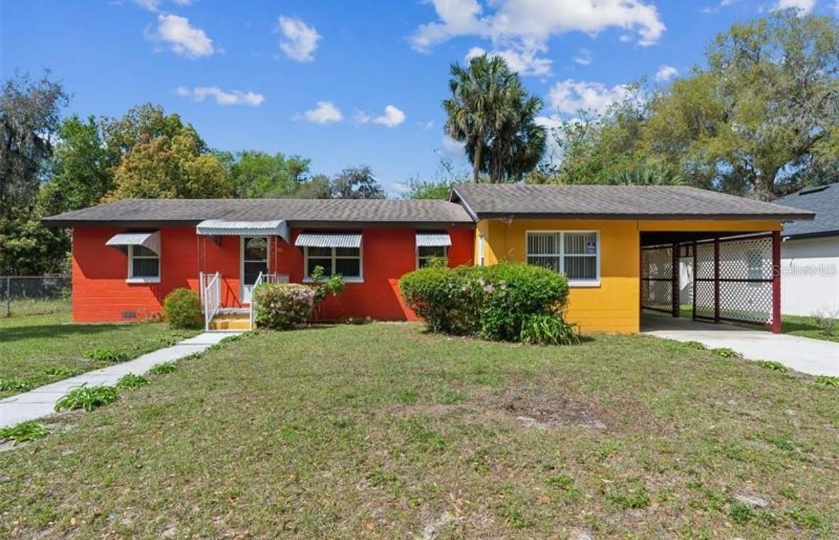 612 Kensington St., Eustis, FL 32726