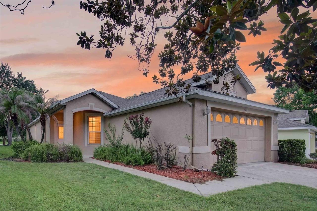 1005 Saint Ives Ct., Mount Dora, FL 32757
