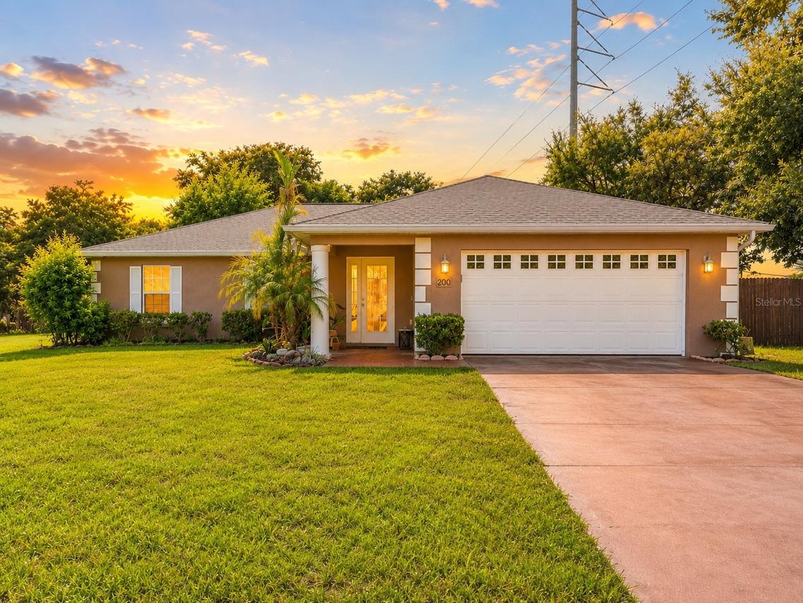 200 Waters Edge Dr., Leesburg, FL 34748