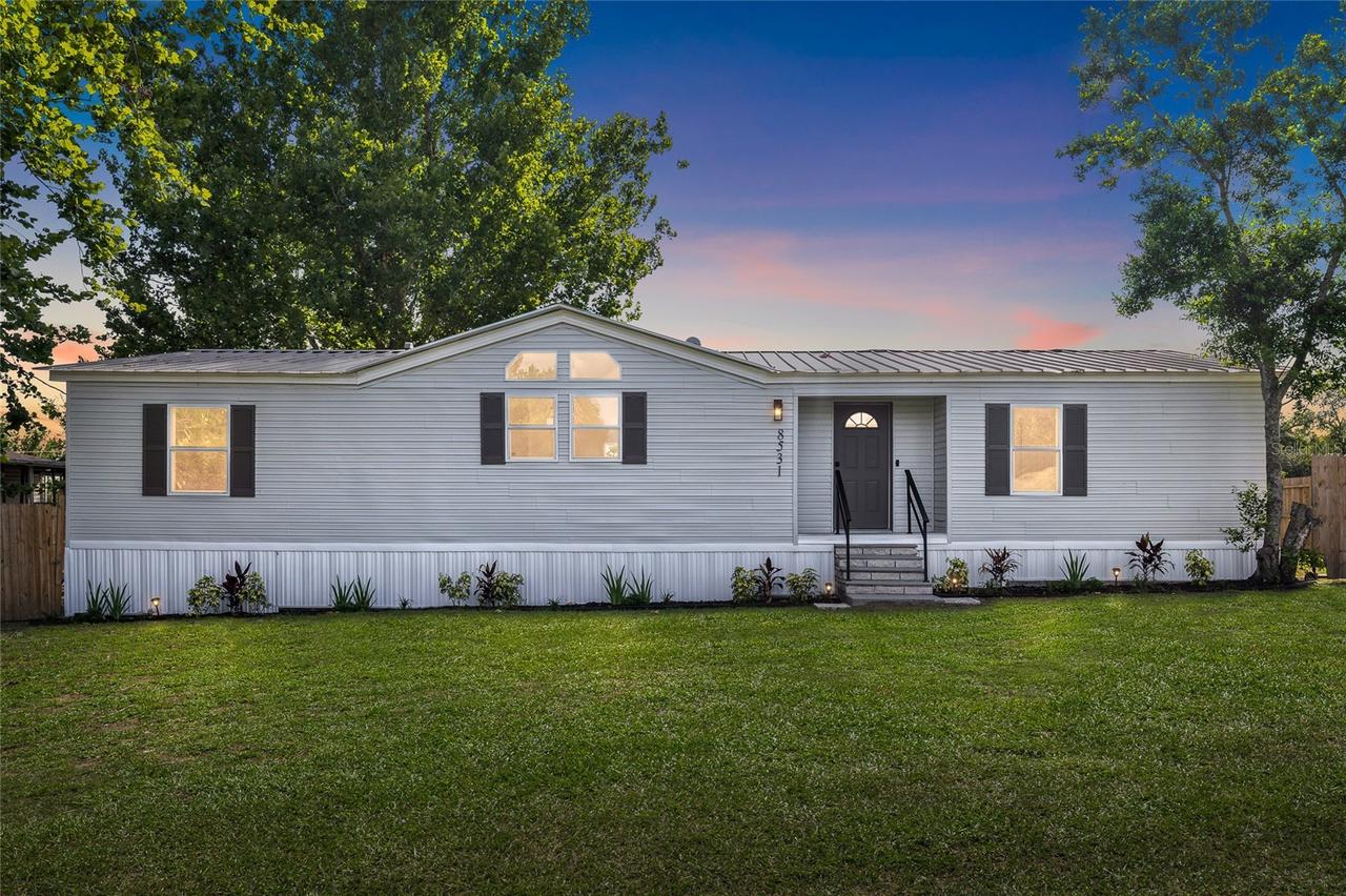 8531 Semmes St., Zephyrhills, FL 33540