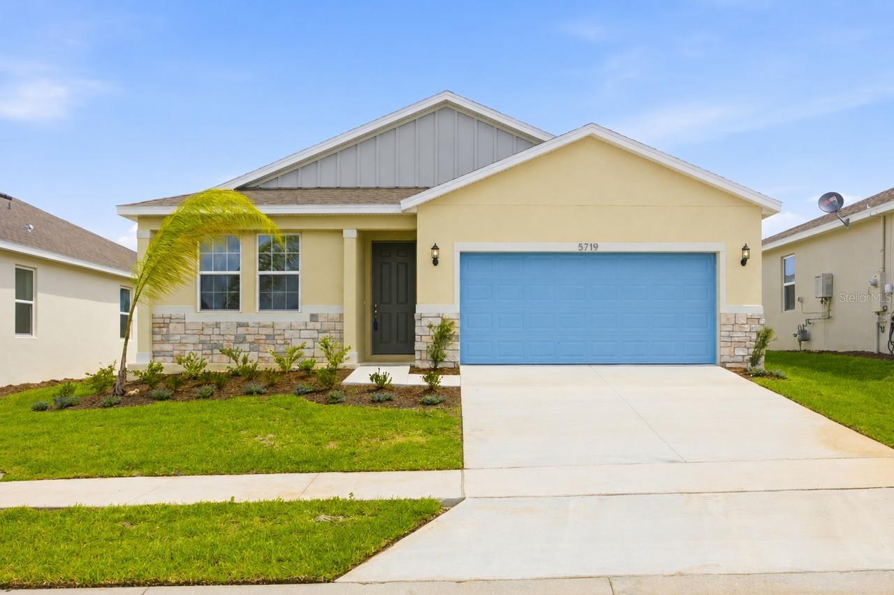 5719 Hiawassee Rd., Okahumpka, FL 34762