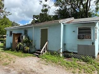 8310 N Hillsborough Ln., Tampa, FL 33604