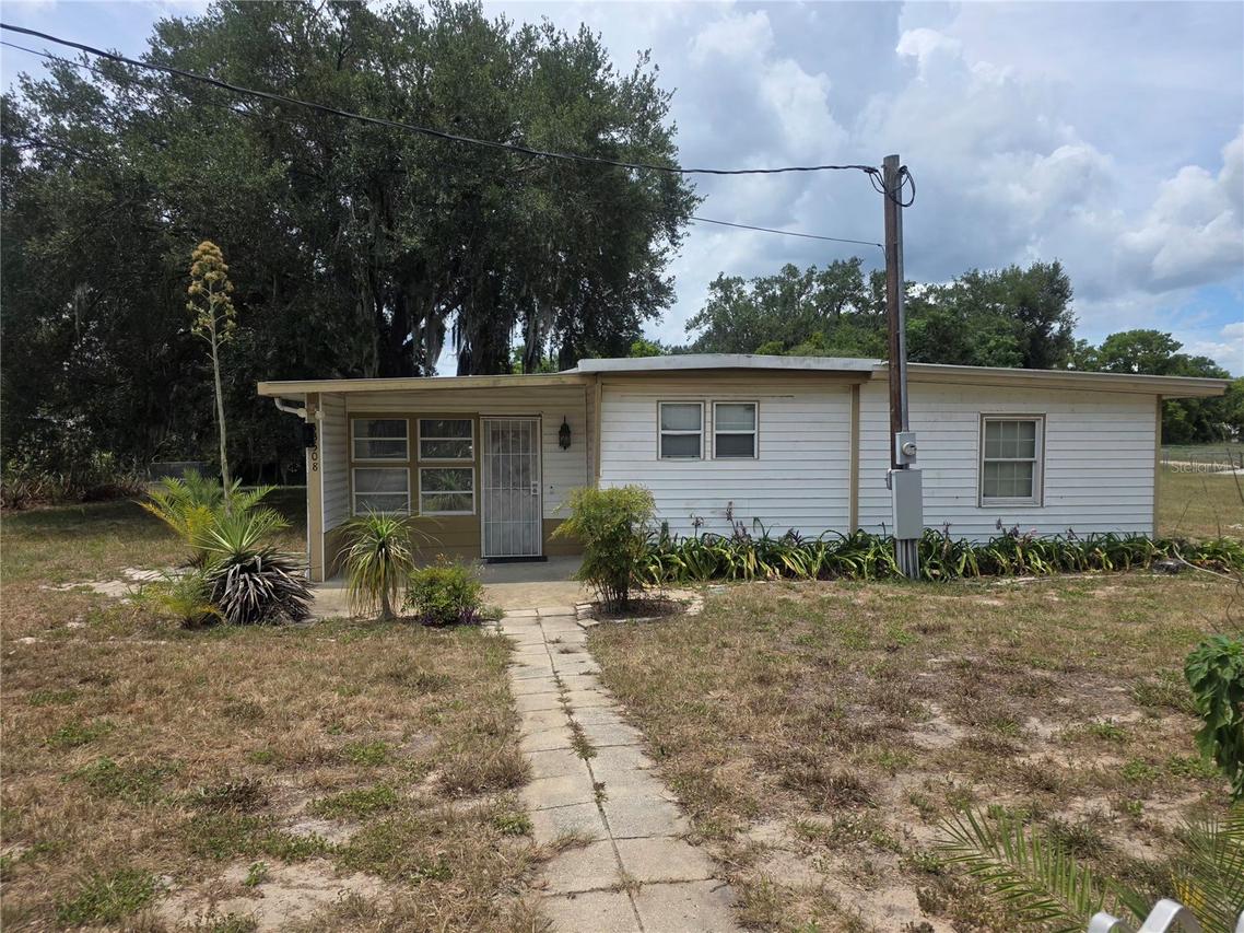 33508 Linda Dr., Leesburg, FL 34788