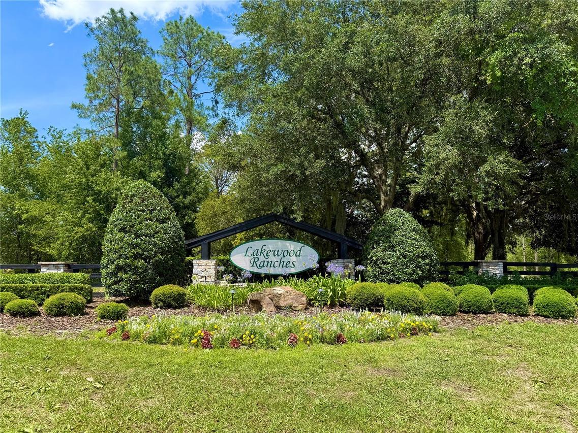 35135 Pinegate Tr., Eustis, FL 32736