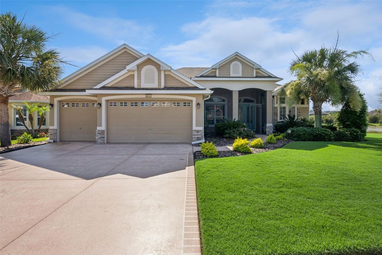 8872 Bridgeport Bay Cir., Mount Dora, FL 32757