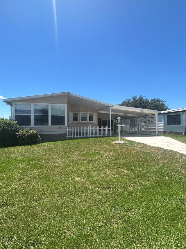 1708 Lilly Ln., The Villages, FL 32159