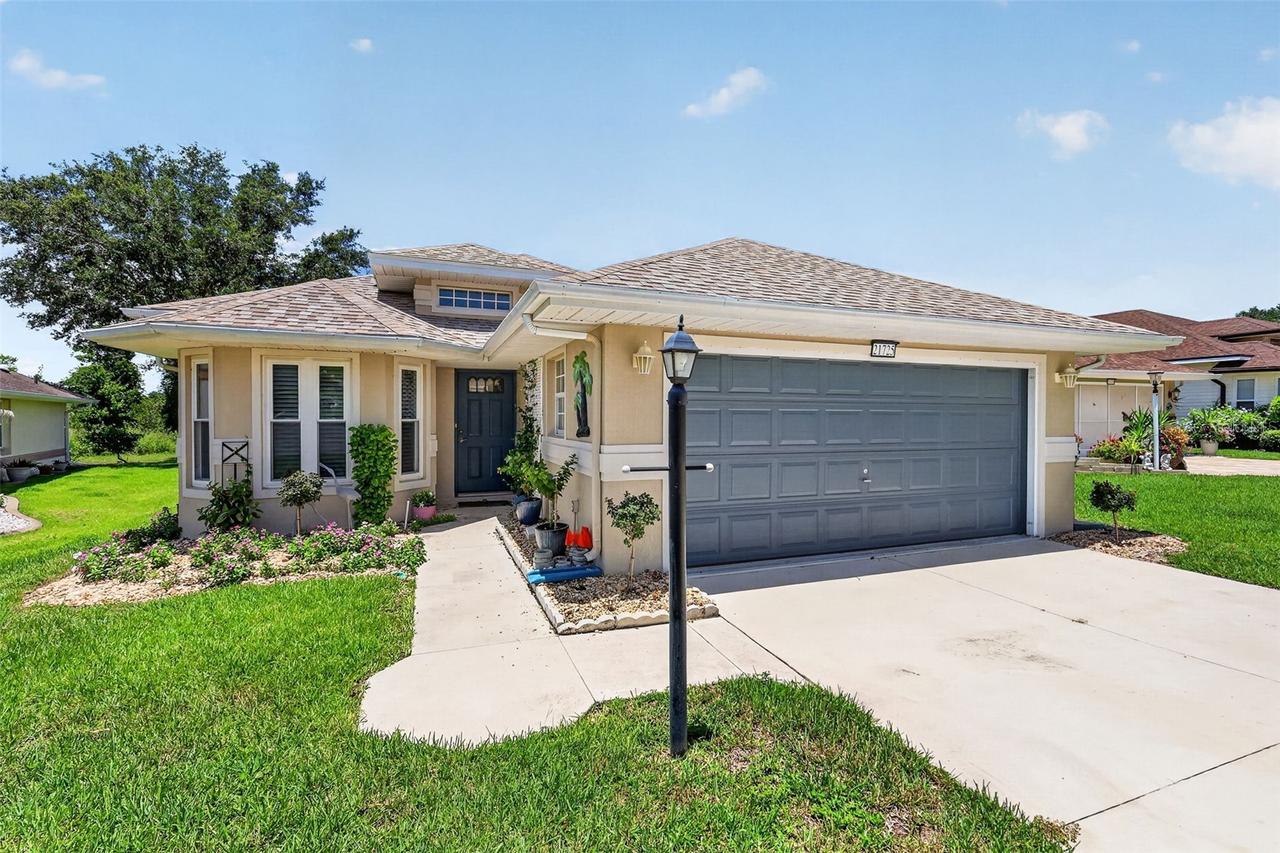21725 King Richards Way, Leesburg, FL 34748