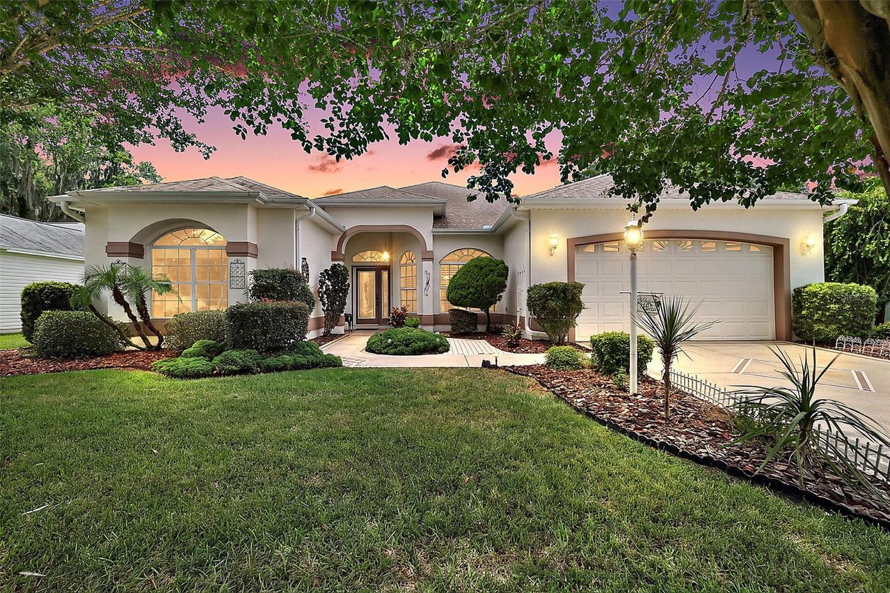542 Loma Paseo Dr., The Villages, FL 32159