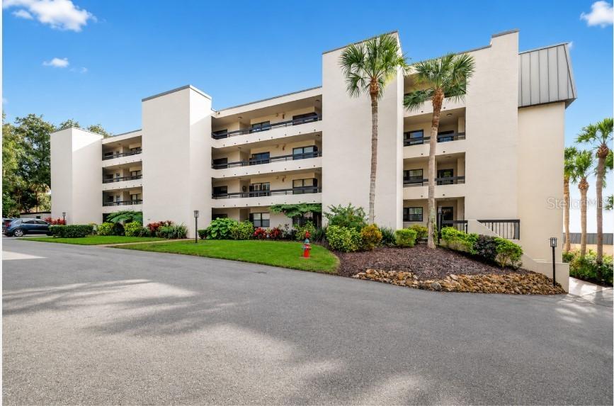 501 W Old Us Highway 441 Hwy. #402, Mount Dora, FL 32757