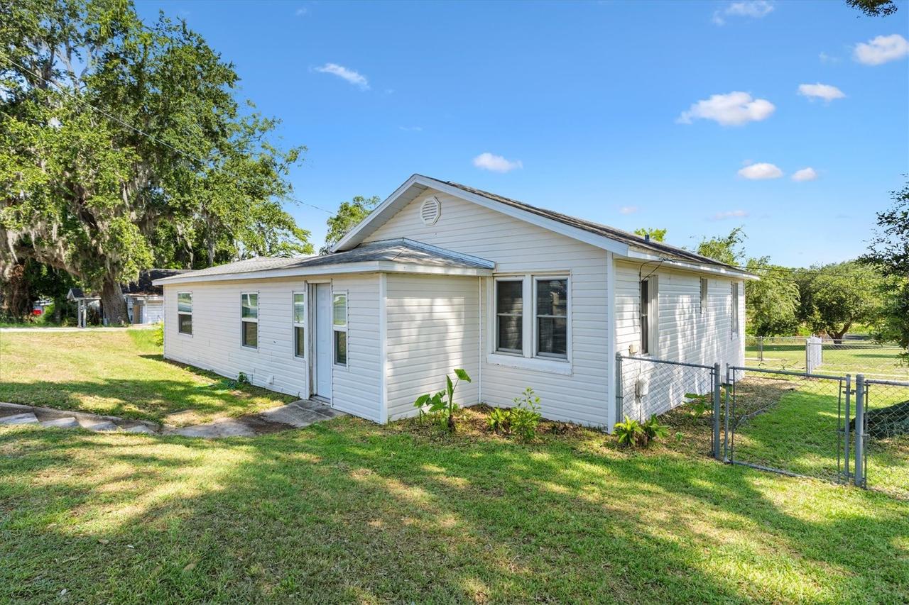 2000 South St., Leesburg, FL 34748