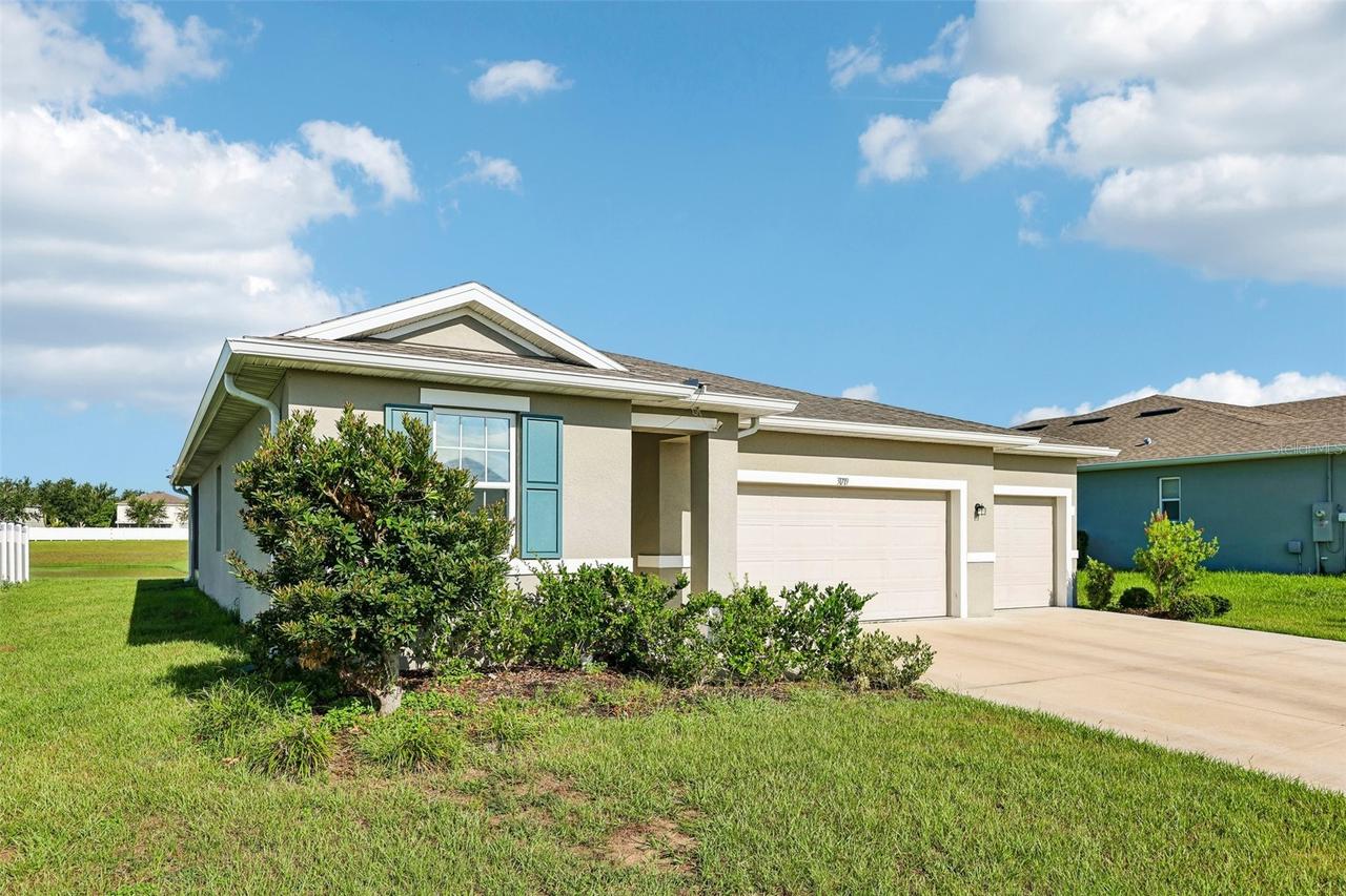 31719 Broadwater Ave., Leesburg, FL 34748