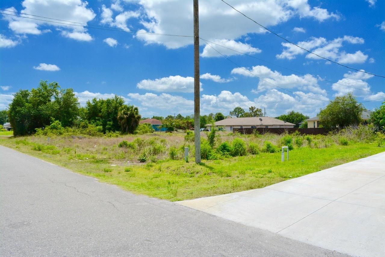 4505/4507 27th St., Lehigh Acres, FL 33973