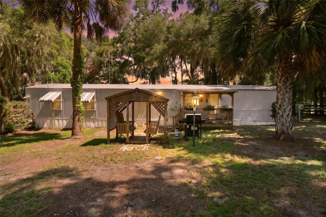 5891 SE 145th St., Summerfield, FL 34491