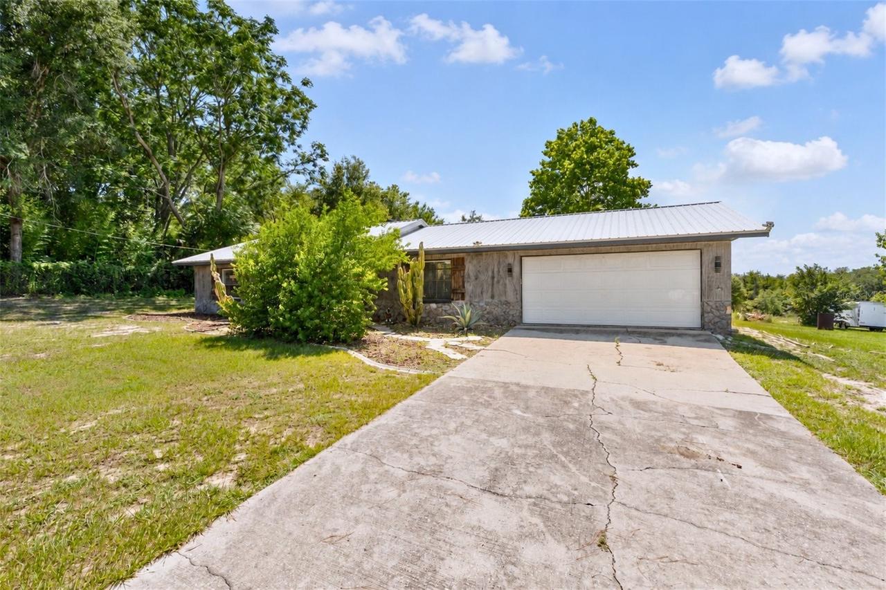 37149 Grays Airport Rd., Lady Lake, FL 32159