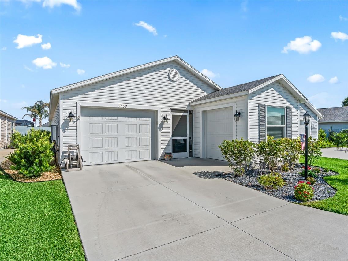 7536 Kuenher Ct., The Villages, FL 34762